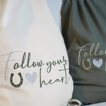 Laden Sie das Bild in den Galerie-Viewer, &quot;Follow your heart&quot; Gymbag - Biniebo
